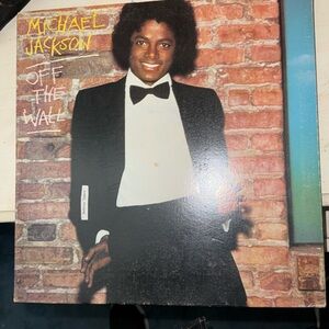 Michael Jackson - Off The Wall 1979 Vinyl Record. Condition is Used.